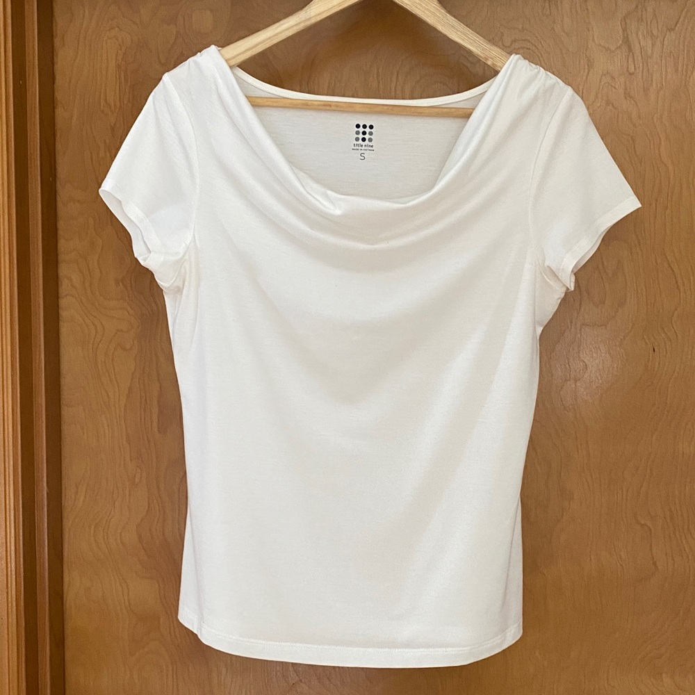 Title 9 draped T